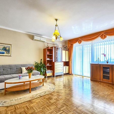 Apartment Pecirep プーラ エクステリア 写真