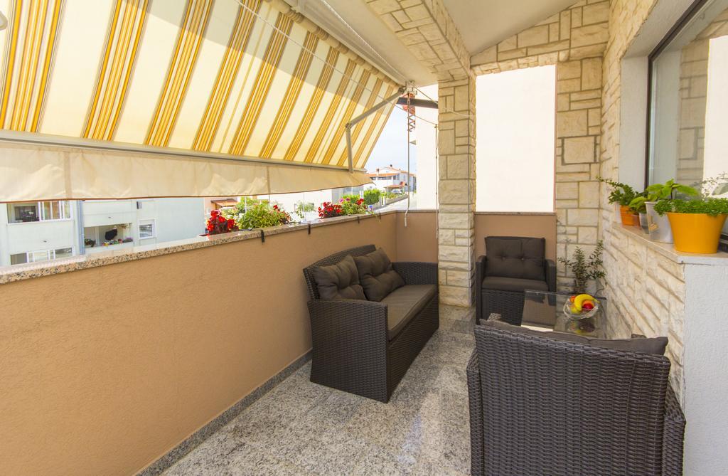 Apartment Pecirep プーラ 部屋 写真
