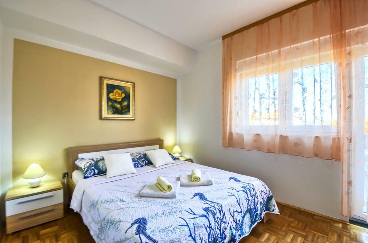 Apartment Pecirep プーラ エクステリア 写真